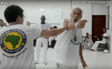 7 Hand strikes in Capoeira: Godeme, Galopante, Dedeira...