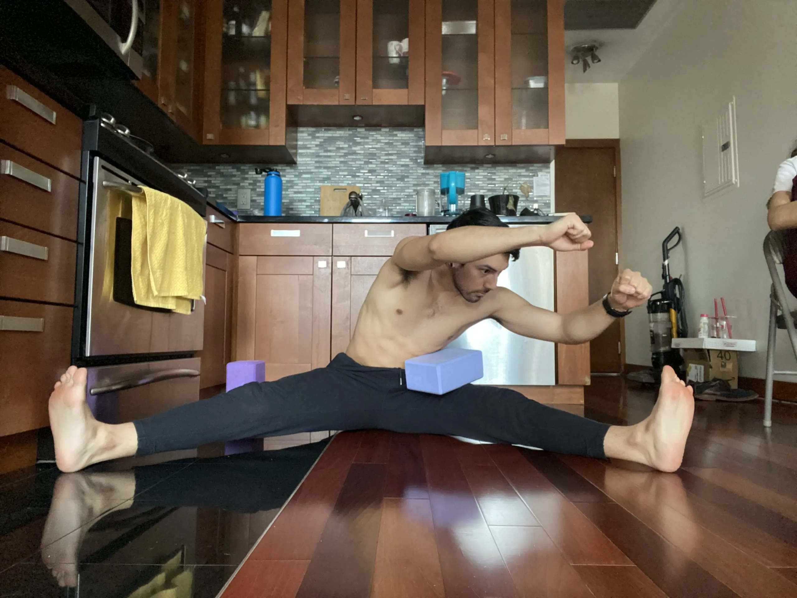 What is the difference between passive and active stretching?