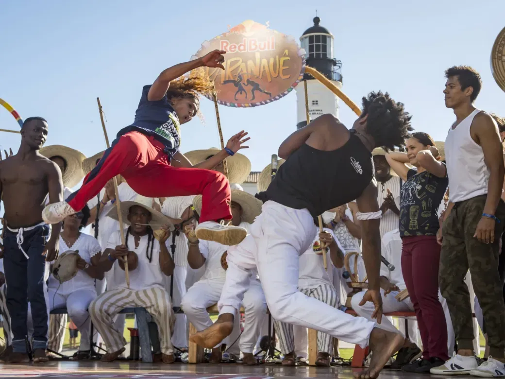 CAPOEIRA: RED BULL PARANAUÊ
